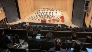 日本青年館大ホールにおいて東京都立青山高等学校の「創立80周年を祝う会」が行われました。のイメージ